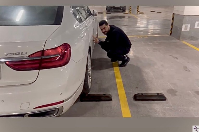 تشخیص رنگ خودرو الماس در لاهیجان